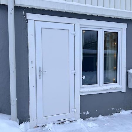 Апартаменти Laegenhet Med Egen Ingang. Сундсвалль Екстер'єр фото